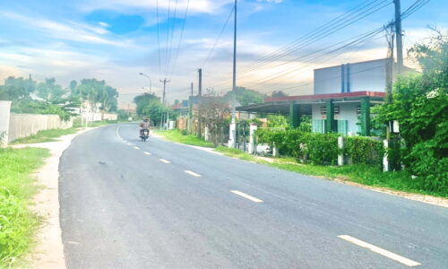 Bán đất thổ cư mặt tiền đường cù chính lan trung tâm thị xã lagi bình thuận