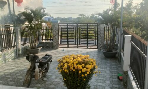 Tận Hưởng Sự Sang Trọng và Đẳng Cấp Tại Căn Nhà Mặt Tiền Đinh Công Tráng, Dinh Thầy Thím Lagi